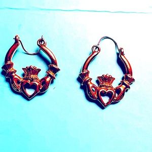 ✨💖14K Gold 12mm Claddagh Hoop Earrings💖✨